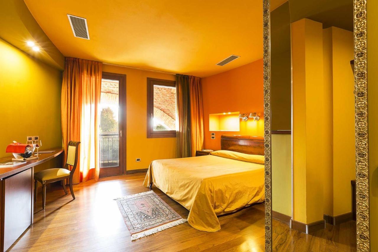 Hotel Due Platani Cornedo Vicentino Kültér fotó